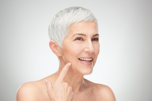 head shot of senior woman showing wrinkles-img-blog